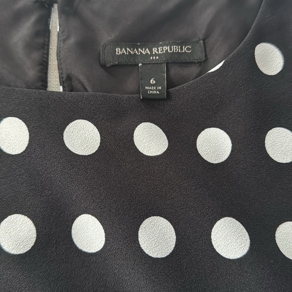 Banana Republic black and white polka dot shift dress - Picture 4 of 4